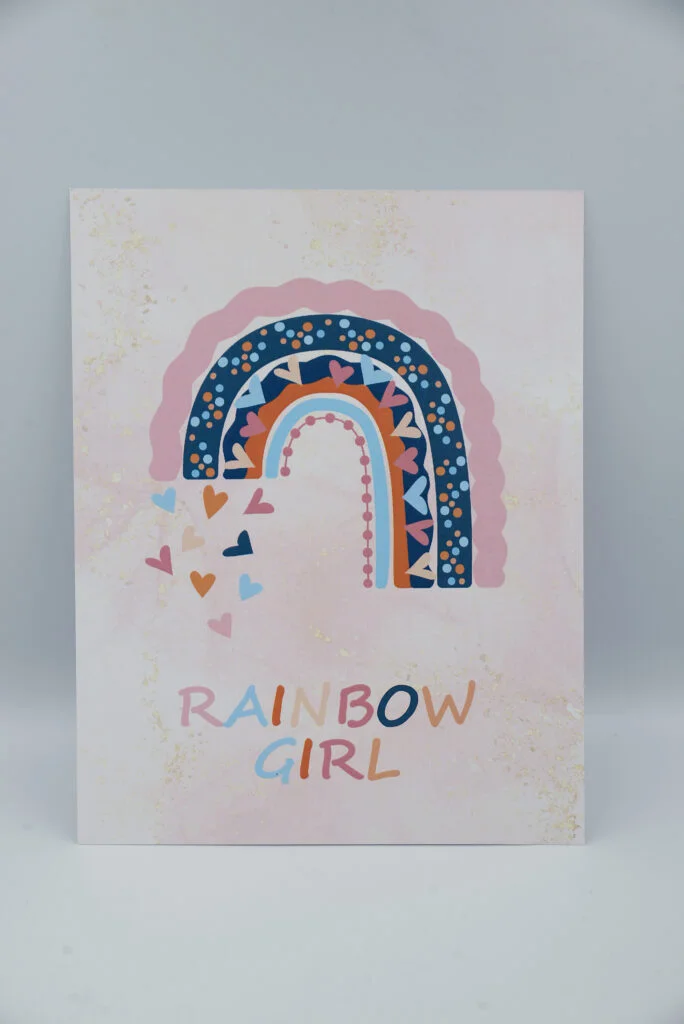 Προσκλητήριο βάπτισης rainbow girl